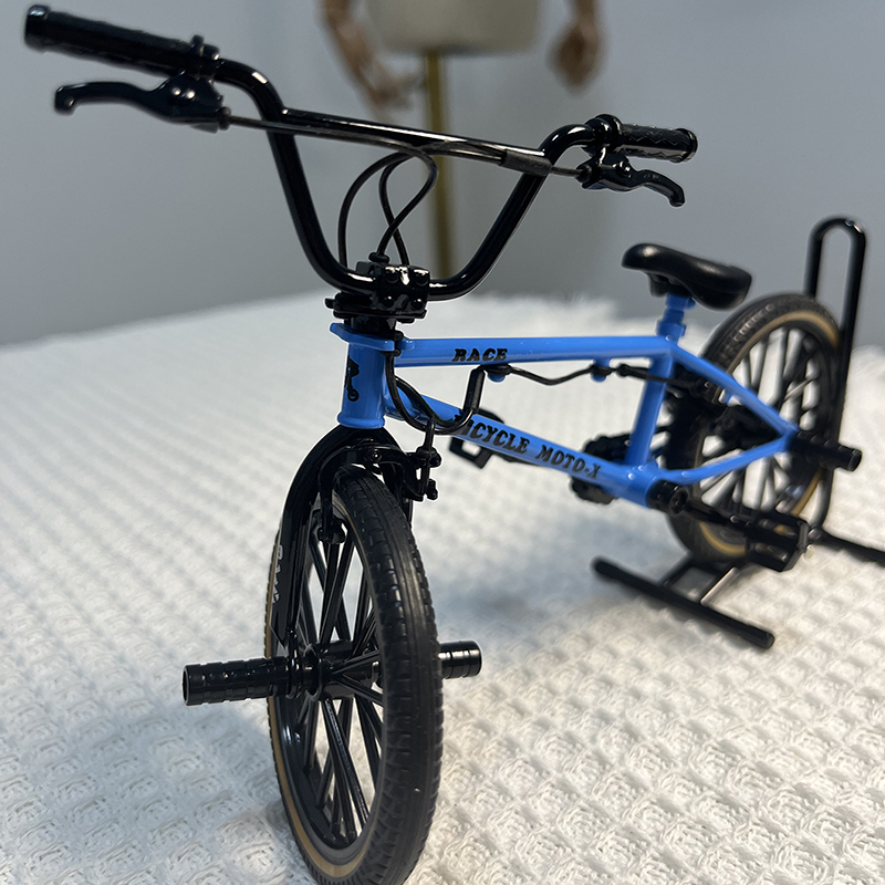 Mountain Biking Gifts - 1:8 Mini Modell Legierung Fahrrad Mit
